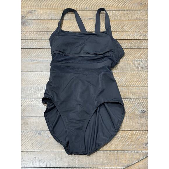 Nike Women's Mesh Black V-Back One Piece Swimsuit NESS9365 - L - Picture 7 of 11